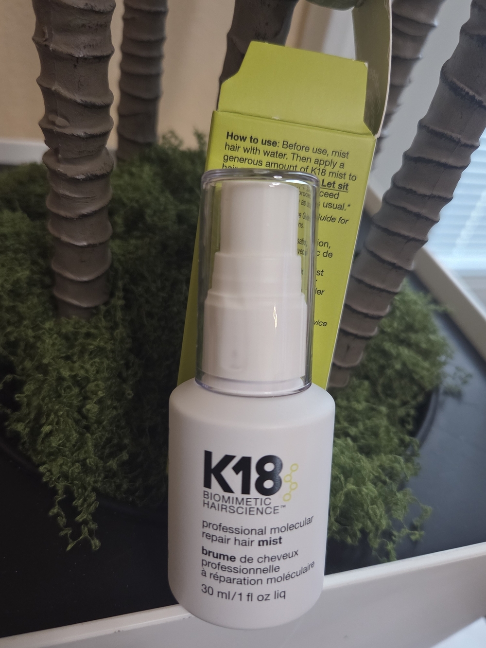 K18 Biomimetic Hairscience Professional Molecular Repair Hair Mist — White